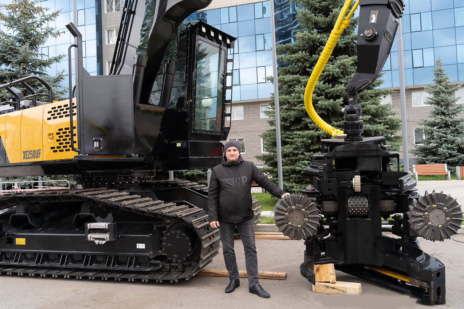 СИЛЬНЫЕ МАШИНЫ на выставке ExpoDrev Russia 2024 («ЭКСПОДРЕВ») 