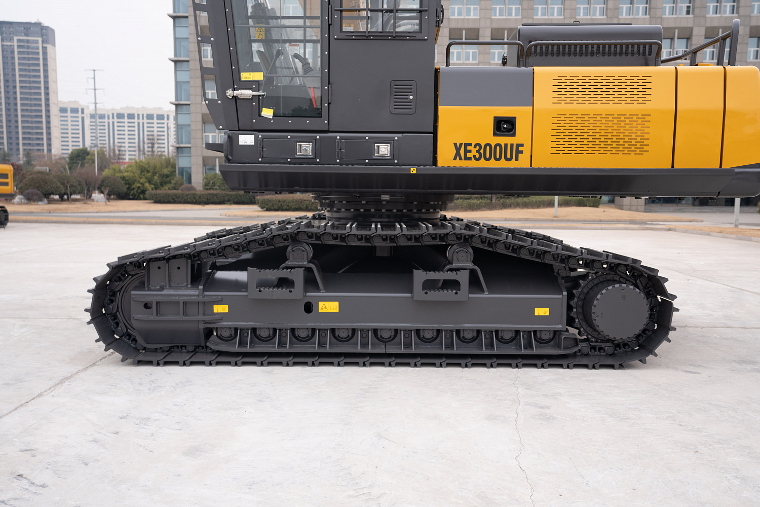 Гусеничный харвестер XCMG XE300UF