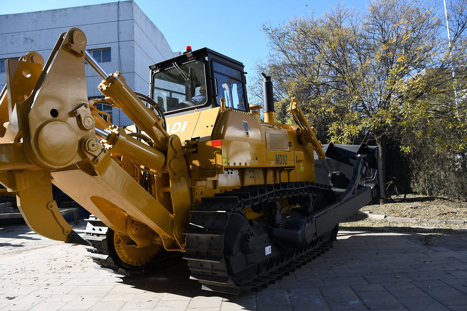 Бульдозер MD32